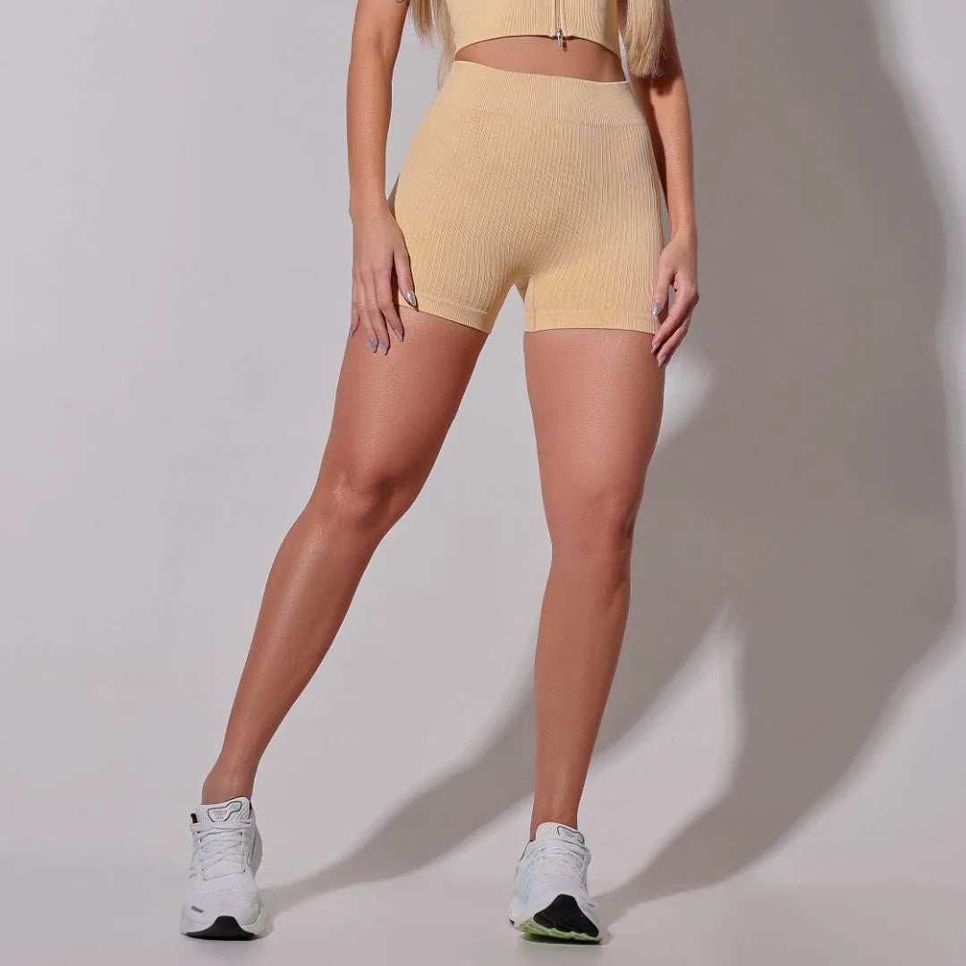 Shorts Essence feminino fitness bege - Sobre Essência