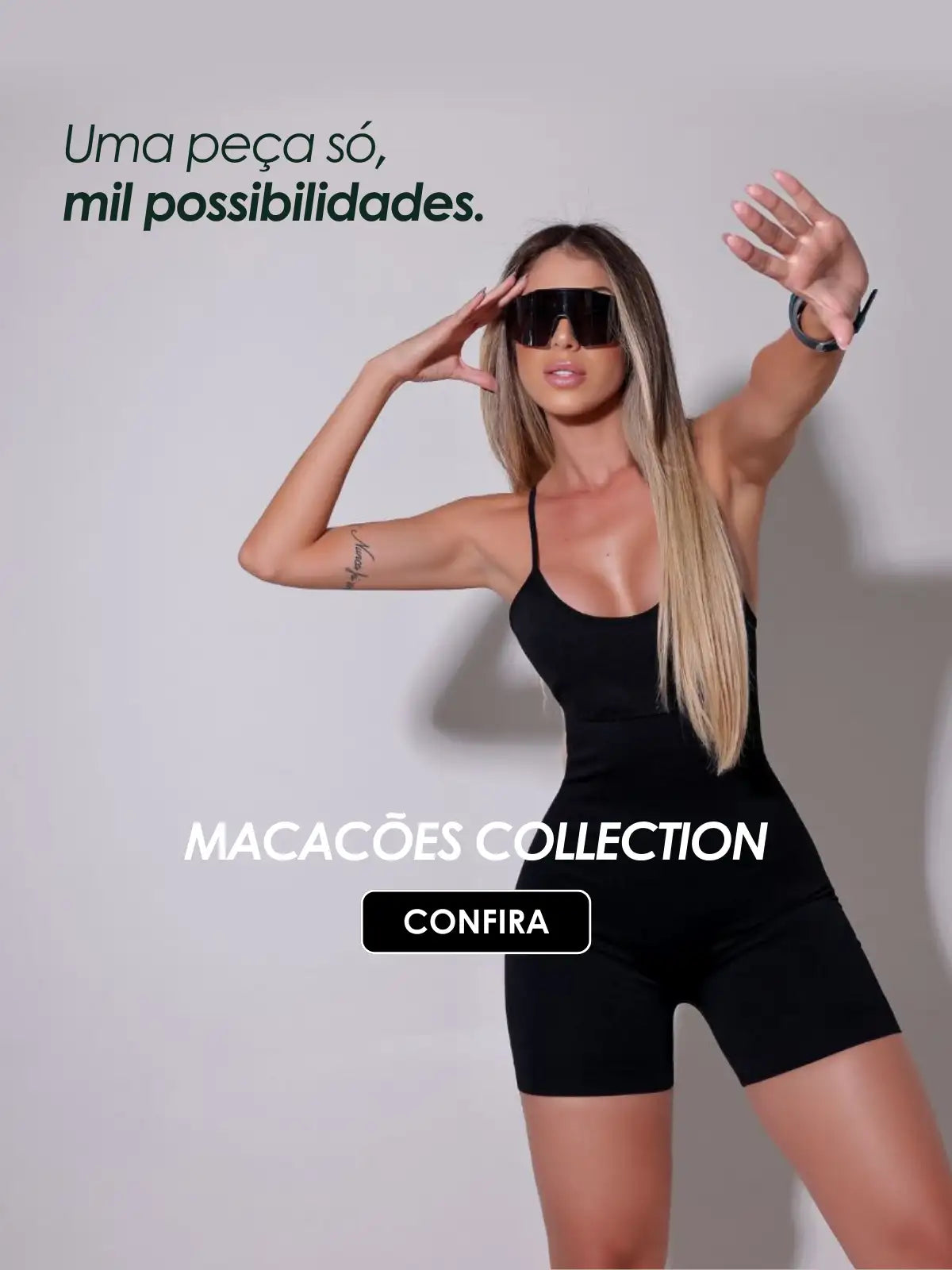 Banner da Sobre Essência com frase, "uma peça só, mil possibilidades" apresentando a incrível coleção de macacões fitness